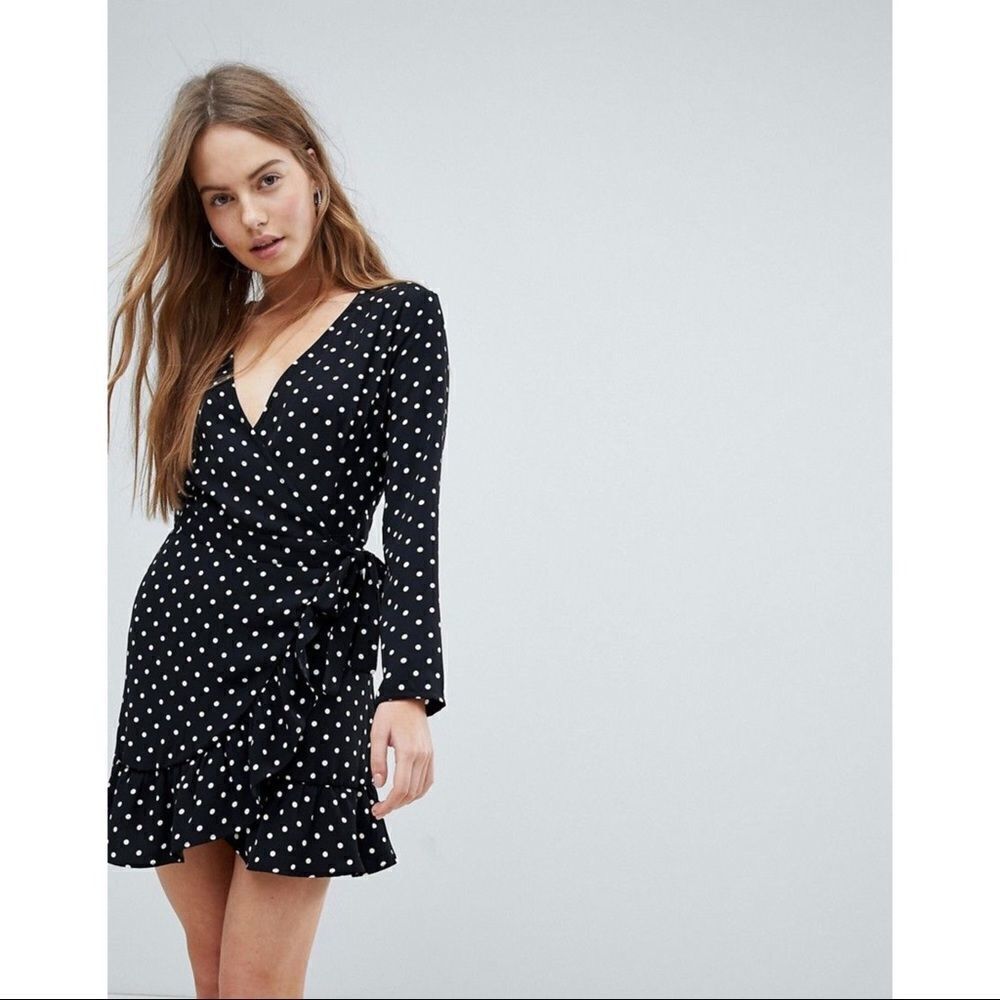 ✨HP✨Kilibbi Polka Dot Long Sleeve Wrap Dress✨